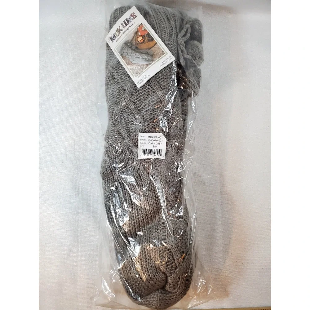MUK LUKS Women's *POM POM* Dark Grey Sweater Cabin‎ Socks S/M (5-7.5) NEW